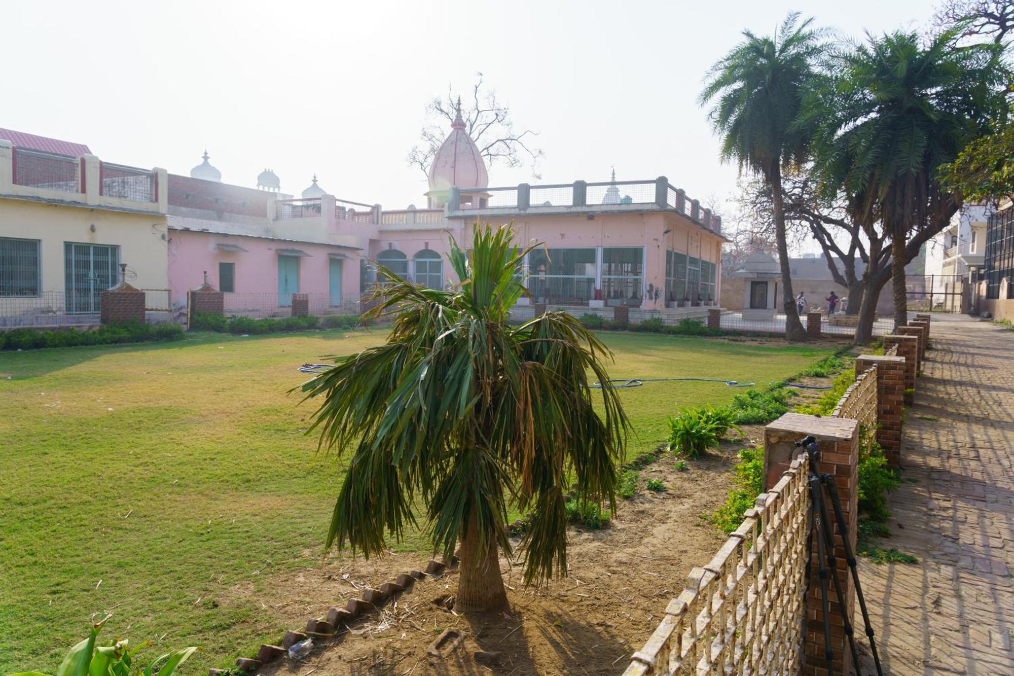 Shree Krishna Bhakti Ashram Hotel Vrindāvan Eksteriør billede